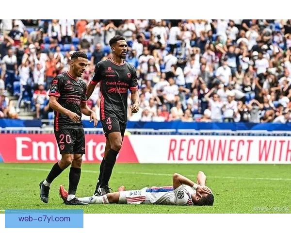 朗斯欧塞尔争议判罚托马松点球