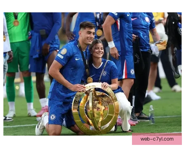 安塞尔米诺离队搁置外租马内