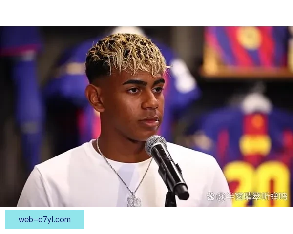 巴萨引进16岁天才边锋塔瓦雷斯