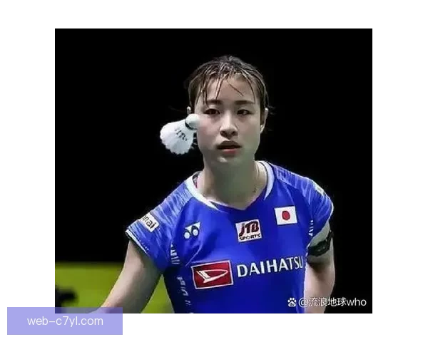 开打不久灯泡着火 印尼羽毛球大师赛半决赛暂停